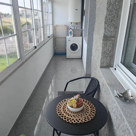 Piso Porto Meloxo アパート